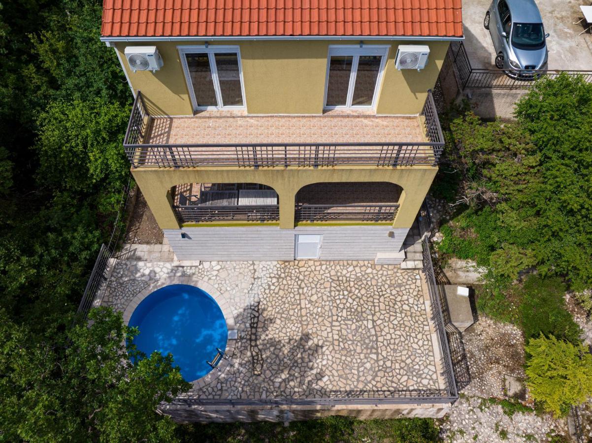 Monte Hill Villa *