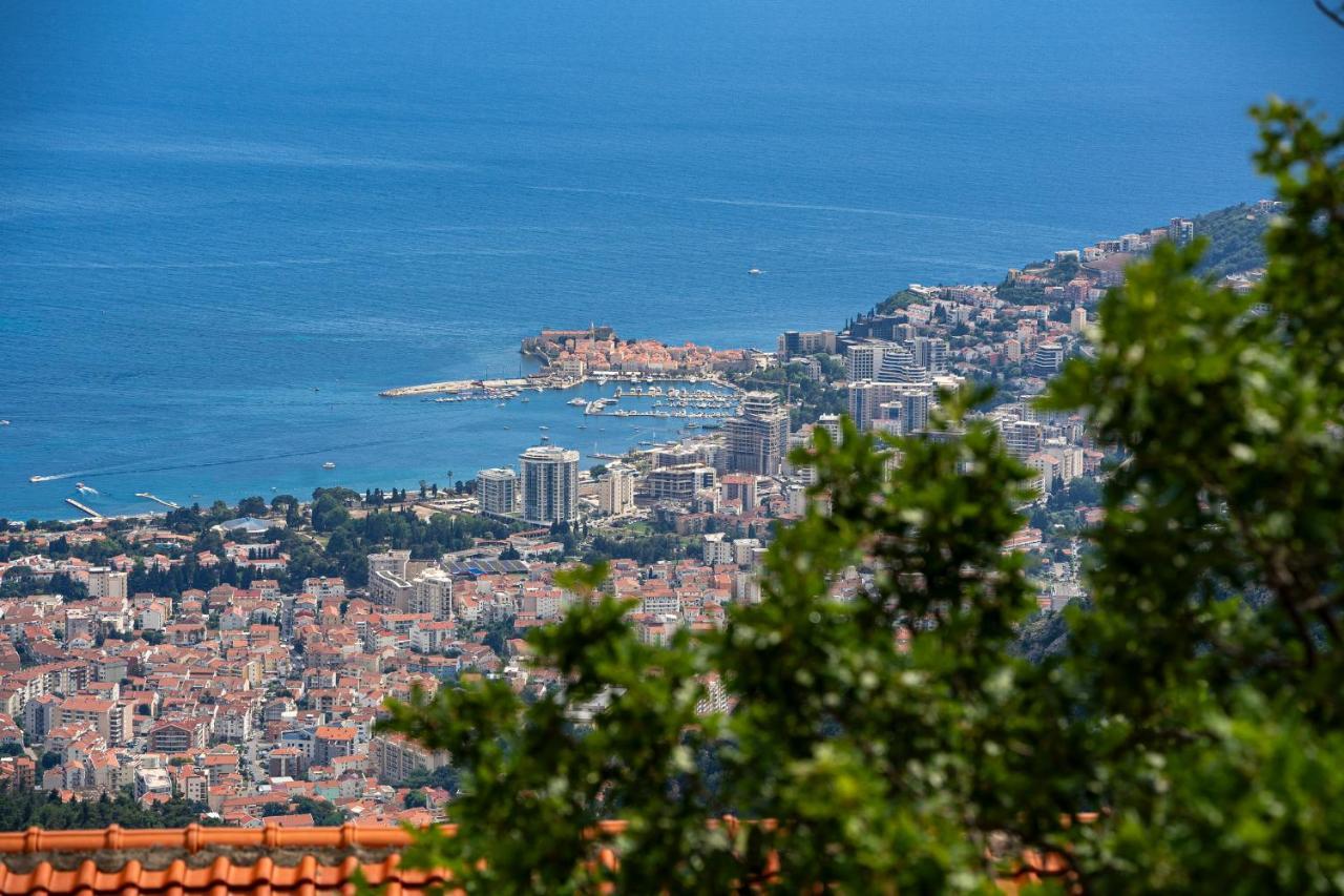 Villa Monte Hill