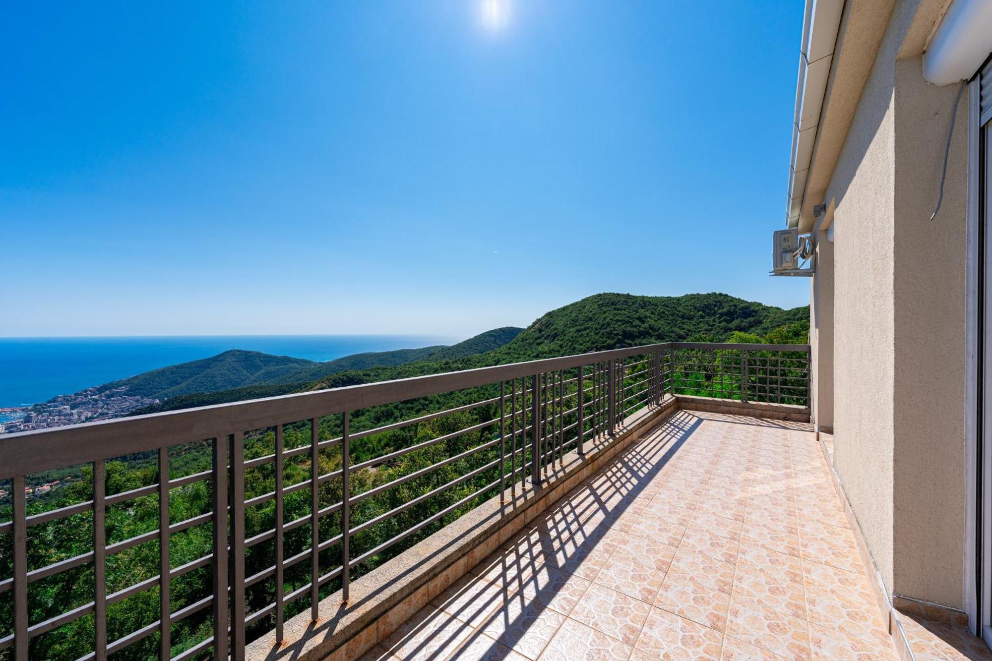 Villa Monte Hill